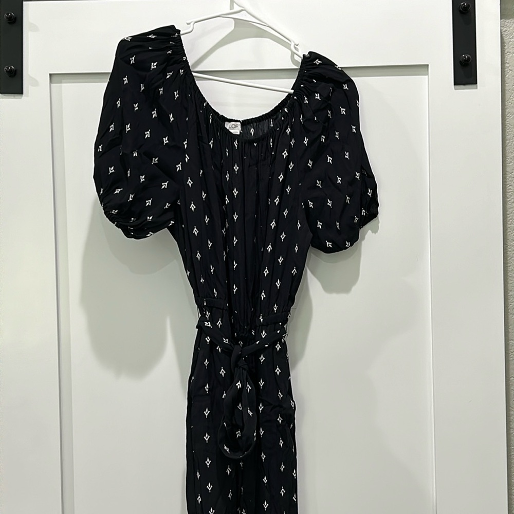 Ann Taylor romper, tie belt and pockets Medium NTW